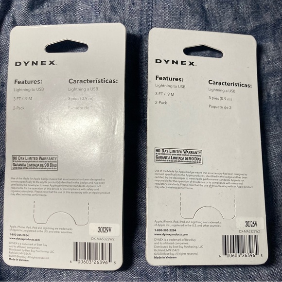 Lot of 2 twin packs: four Dynex Lightning Cables - USB-A, 3 ft, white - Picture 3 of 4